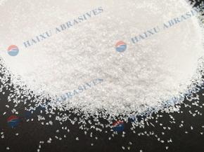 鋁合金導(dǎo)軌噴砂用白剛玉F54